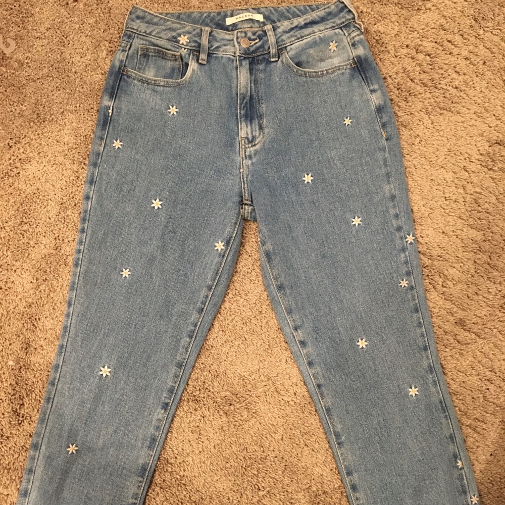 Pacsun daisy mom jeans